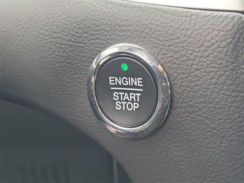 Certified 2022 Ford Edge SEL w/ Convenience Package image 23