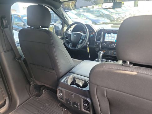Used 2018 Ford F150 XLT w/ Equipment Group 302A Luxury AWD/4WD image 13