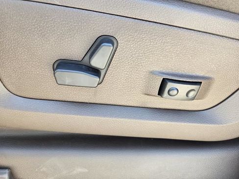 New 2026 RAM 2500 Laramie AWD/4WD image 23