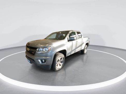 Used 2018 Chevrolet Colorado Z71 AWD/4WD image 4