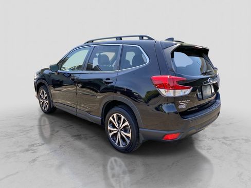 Certified 2023 Subaru Forester Limited AWD/4WD image 3