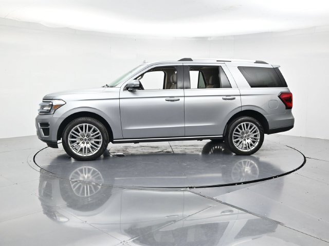 Certified 2024 Ford Expedition Limited RWD image 6