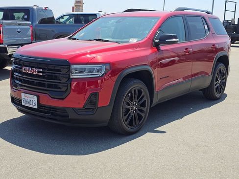 Used 2022 GMC Acadia SLE w/ Driver Convenience Package FWD image 4