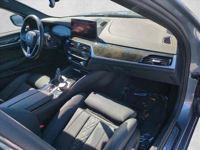 Used 2023 BMW 530i w/ Convenience Package RWD image 23