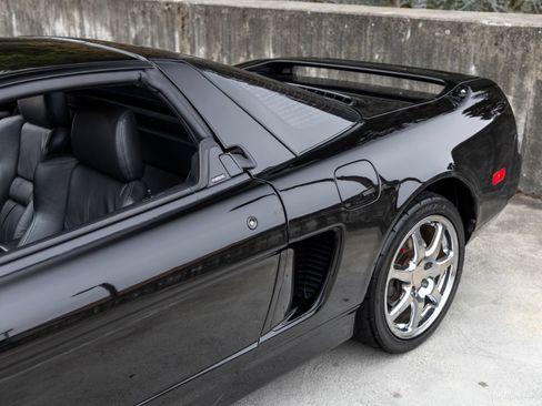 Used 1996 Acura NSX T RWD image 18