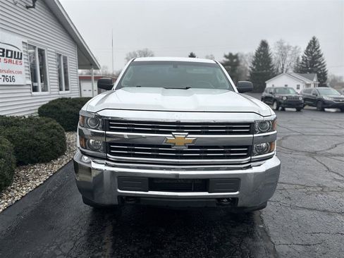 Used 2017 Chevrolet Silverado 2500 W/T w/ WT Fleet Convenience Package image 2