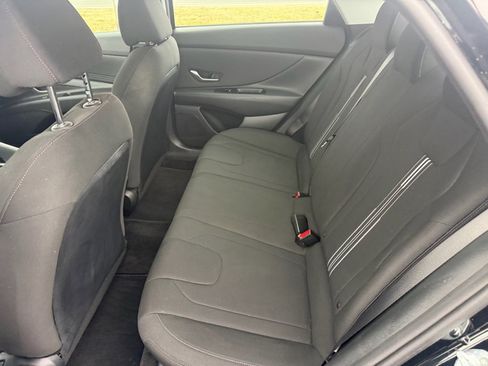 Used 2021 Hyundai Elantra SEL w/ Convenience Package image 15