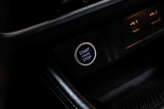 Used 2022 Nissan Rogue SL w/ SL Premium Package FWD image 27