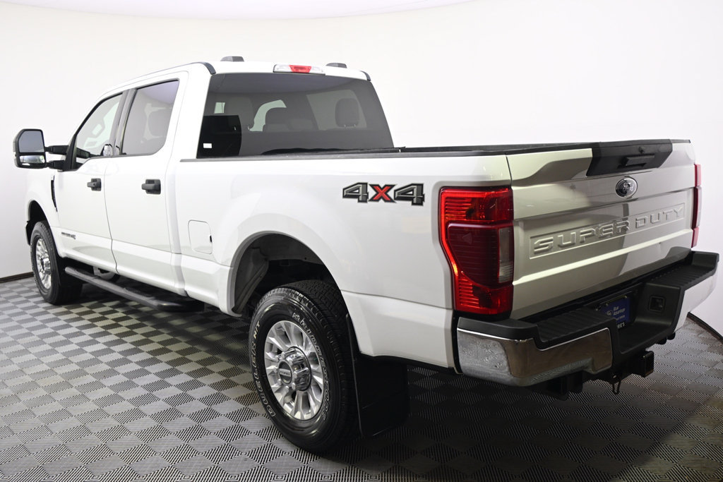 Used 2022 Ford F350 XLT AWD/4WD image 3