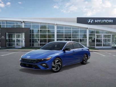 New 2025 Hyundai Elantra SEL