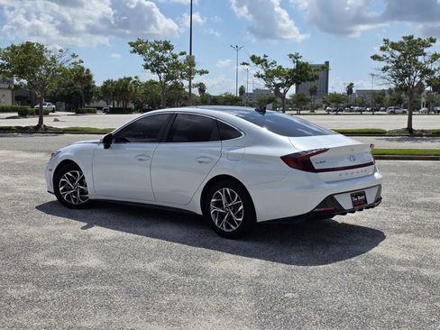 Used 2022 Hyundai Sonata SEL w/ Convenience Package FWD image 4
