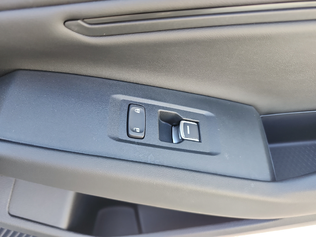 Used 2025 Honda Accord EX-L image 25