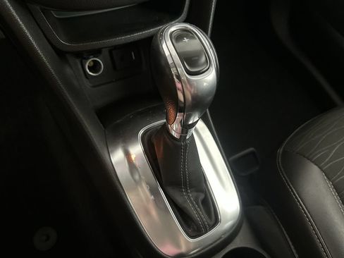 Used 2015 Buick Encore FWD image 17