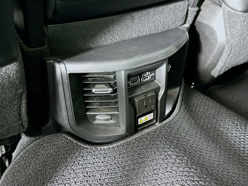Used 2024 RAM 2500 Laramie AWD/4WD image 26