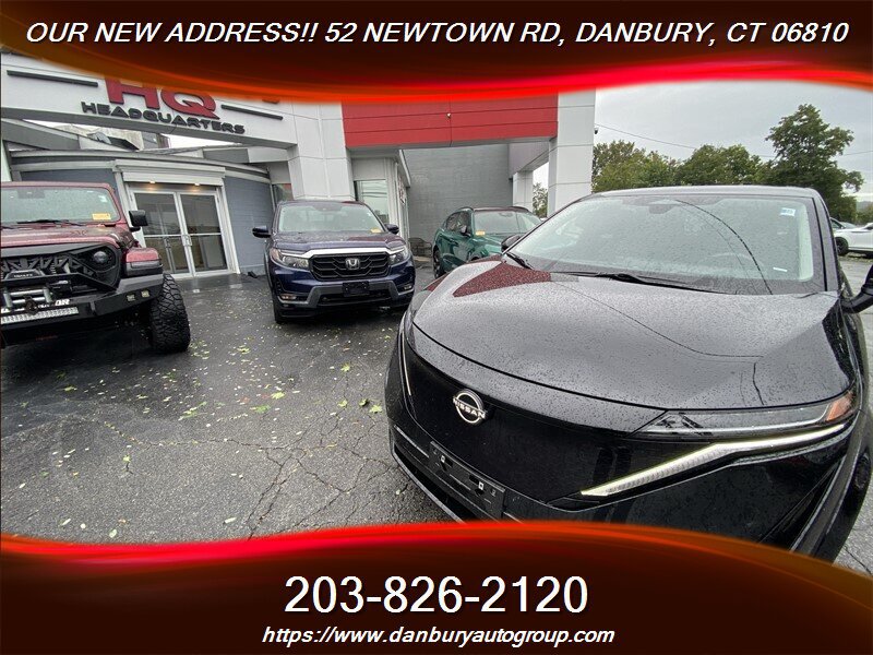 Used 2025 Nissan Ariya AWD image 2