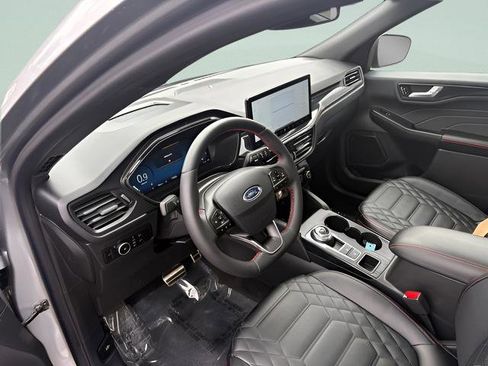 Used 2024 Ford Escape ST-Line Elite w/ Premium Technology Package AWD/4WD image 4