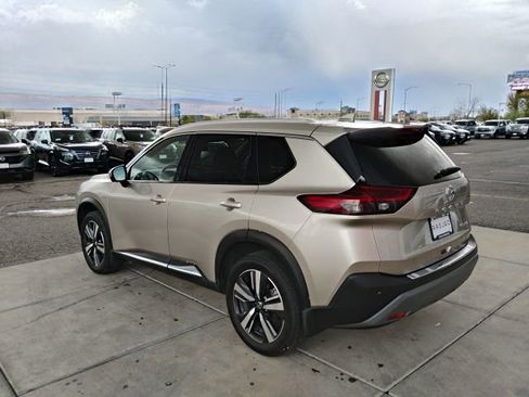 Used 2021 Nissan Rogue SL w/ Premium Package AWD/4WD image 7
