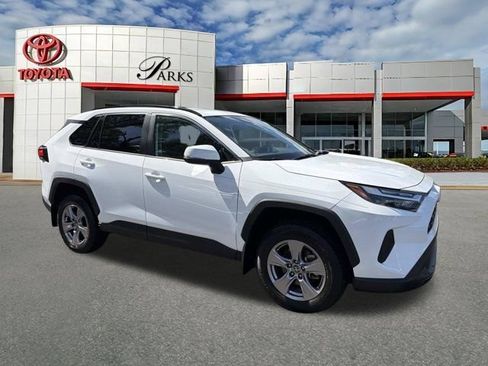 Certified 2025 Toyota RAV4 XLE FWD image 1