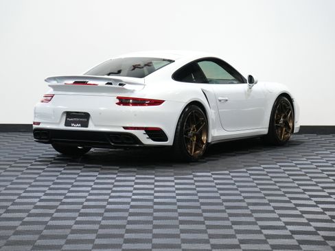 Used 2018 Porsche 911 Turbo S image 6
