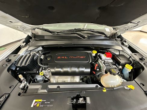 Used 2022 Jeep Compass Altitude w/ Sun and Sound Group image 35