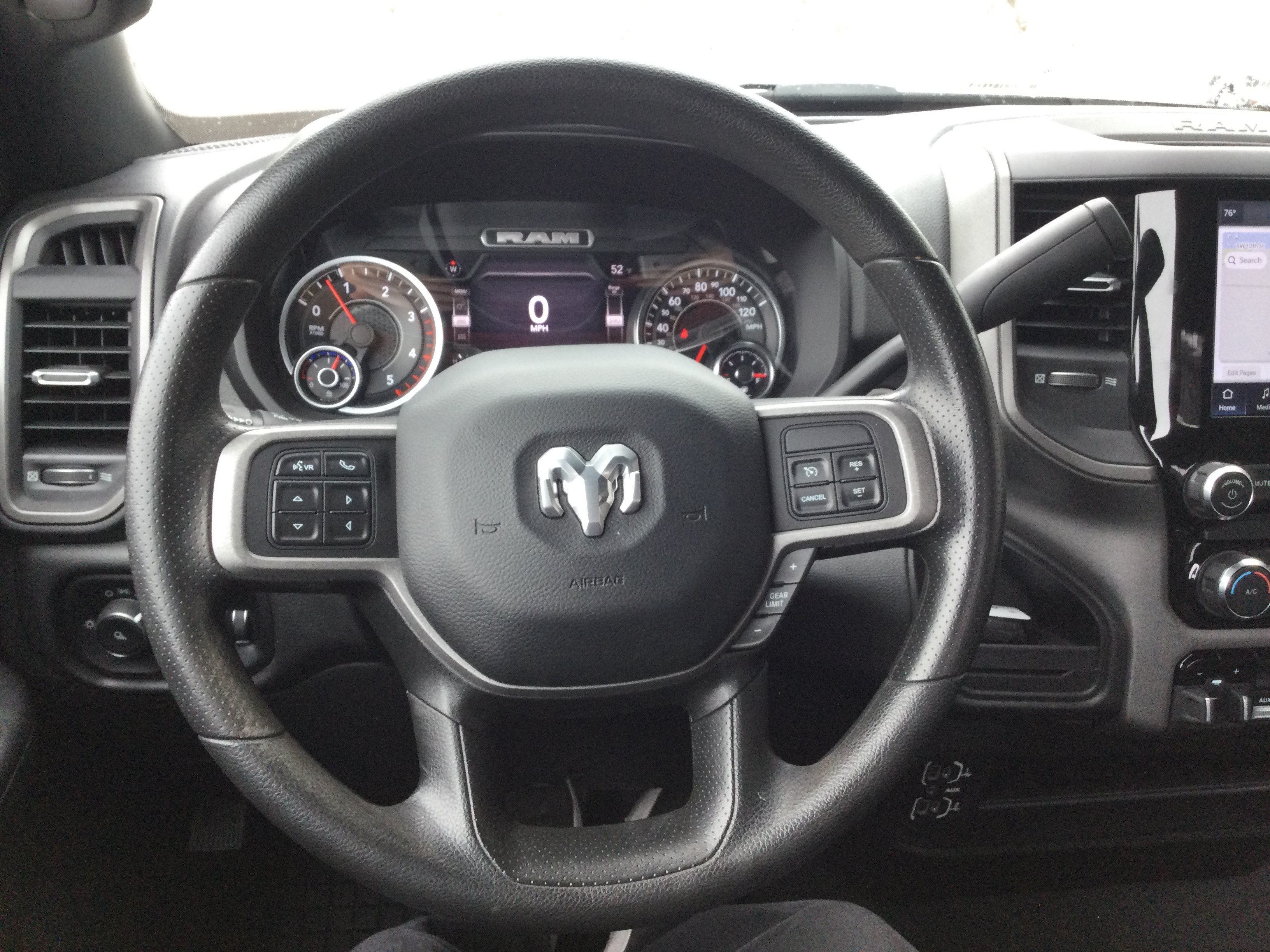 Used 2022 RAM 2500 Tradesman RWD image 13