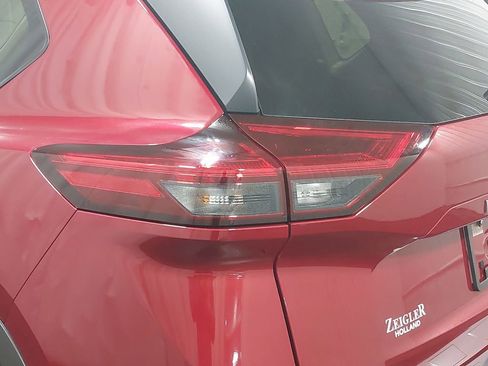 Certified 2025 Nissan Rogue SV w/ SV Premium Package image 35