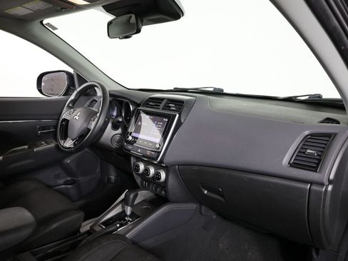 Used 2021 Mitsubishi Outlander Sport SE FWD image 24