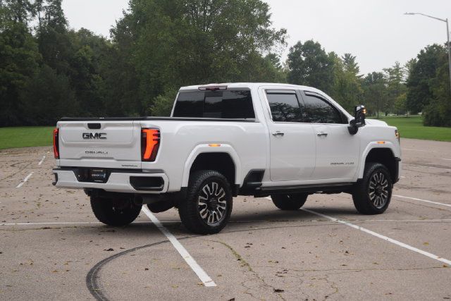 Used 2024 GMC Sierra 3500 Denali Ultimate AWD/4WD image 25