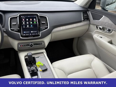 Certified 2025 Volvo XC90 B6 Plus AWD/4WD image 14