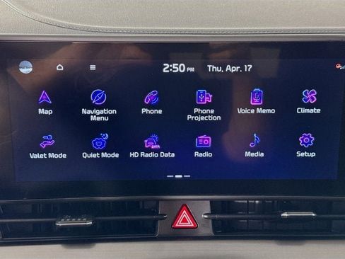 Certified 2025 Kia Sportage EX AWD/4WD image 17