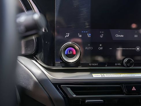 Used 2025 Lexus TX 350 AWD w/ Technology Package image 18