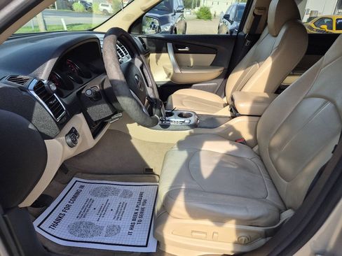Used 2011 GMC Acadia SLT FWD image 6