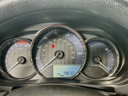 Used 2016 Toyota Corolla LE FWD image 12