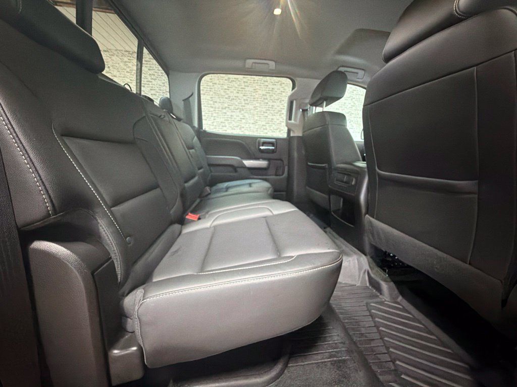 Used 2018 Chevrolet Silverado 1500 LTZ Z71 w/ Centennial Edition AWD/4WD image 12