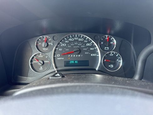 New 2025 Chevrolet Express 3500 w/ Power Convenience Package image 10
