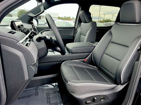 New 2026 GMC Sierra EV Elevation image 16