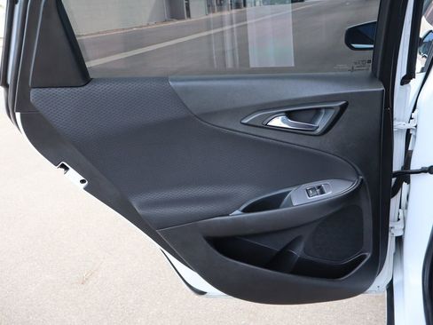 Used 2020 Chevrolet Malibu LT image 24