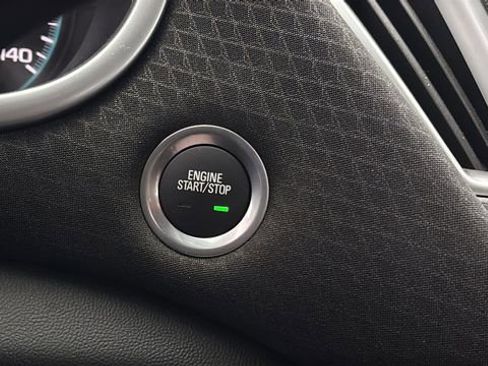 Used 2025 Chevrolet Malibu RS image 28