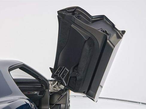 Used 2020 Ford GT Carbon Series RWD image 26