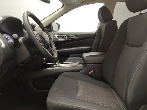 Used 2019 Nissan Pathfinder SV FWD image 17