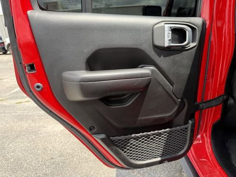 Used 2020 Jeep Gladiator Sport w/ Quick Order Package 24S AWD/4WD image 16