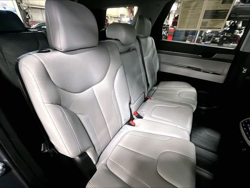 Used 2022 Hyundai Palisade SEL w/ 8P Bench Seat Package image 18