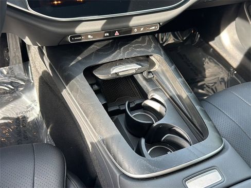 Certified 2024 Mercedes-Benz E 350 4MATIC Sedan image 19