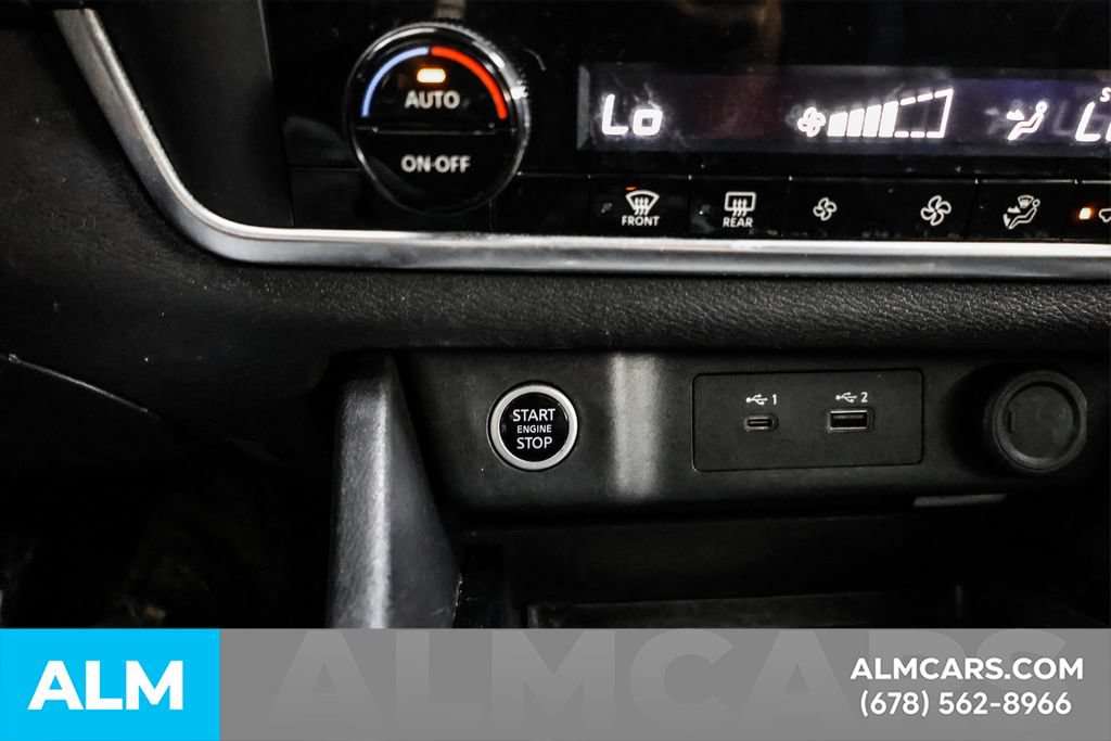 Used 2023 Nissan Rogue SV FWD image 49