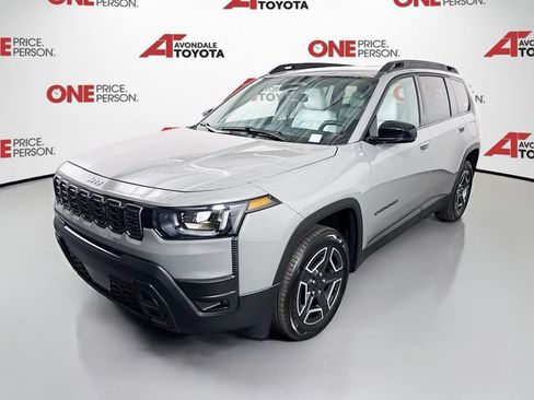 Used 2026 Jeep Cherokee Limited AWD/4WD image 3