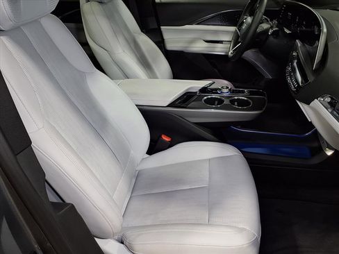 Certified 2023 Cadillac Lyriq 2WD image 21