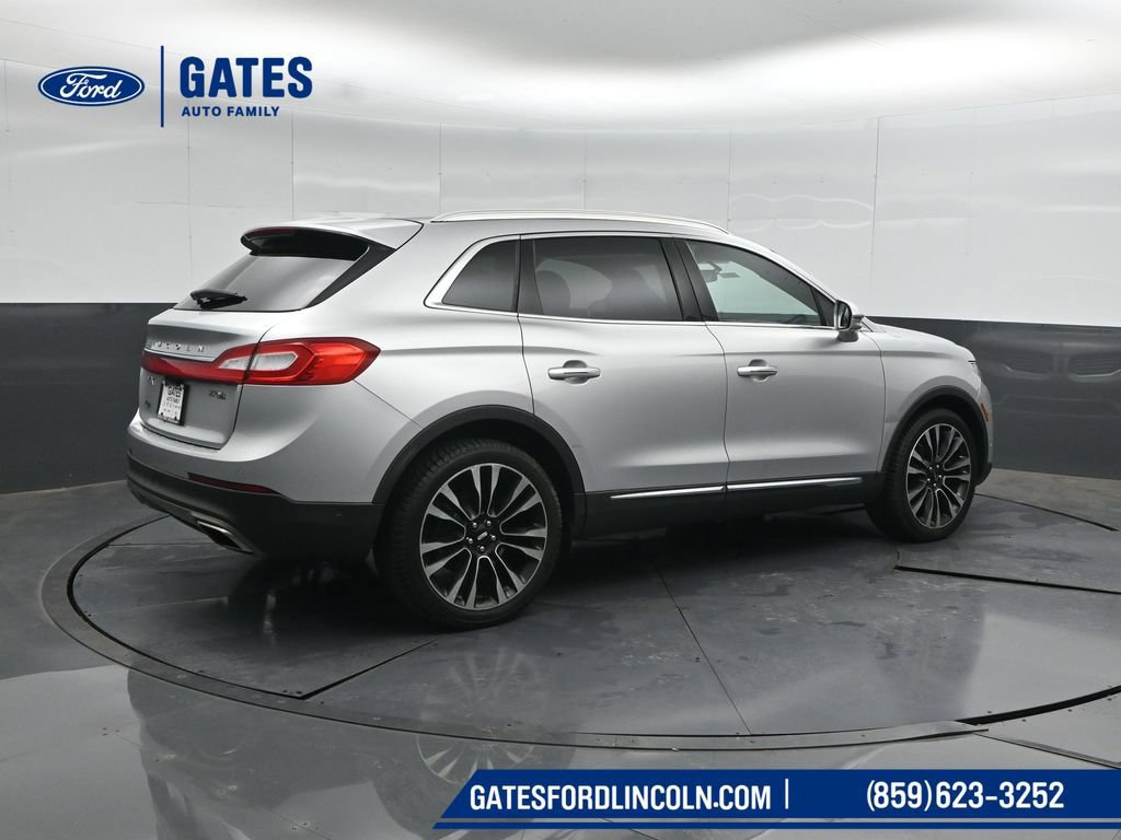 Used 2016 Lincoln MKX Reserve w/ Technology Package AWD/4WD image 2