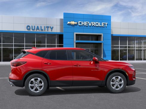 New 2026 Chevrolet Blazer LT FWD image 5