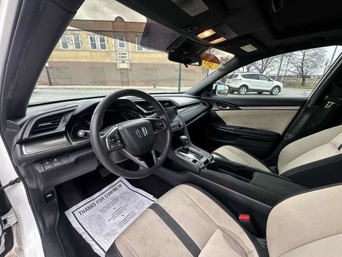 Used 2019 Honda Civic EX image 11