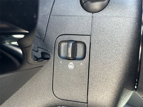 Used 2025 Mercedes-Benz GLA 250 4MATIC image 17